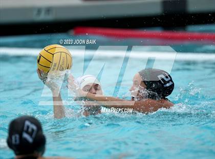 Thumbnail 1 in Moreau Catholic vs Albany (Battle of the Bay) photogallery.