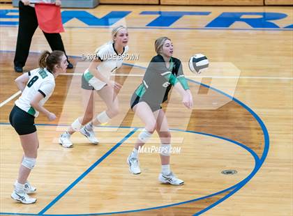 Thumbnail 3 in Yorktown vs. Cathedral (IHSAA 4A Regional semi-final) photogallery.