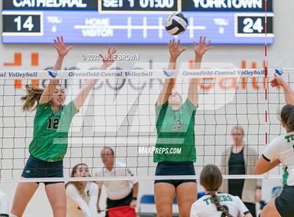 Thumbnail 1 in Yorktown vs. Cathedral (IHSAA 4A Regional semi-final) photogallery.