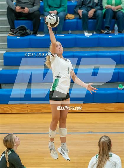Thumbnail 1 in Yorktown vs. Cathedral (IHSAA 4A Regional semi-final) photogallery.