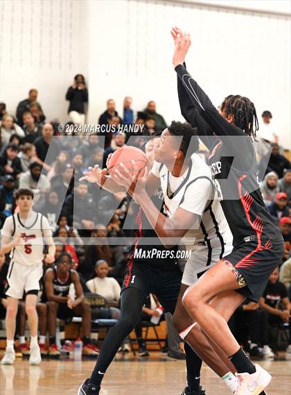 Thumbnail 2 in Archbishop Ryan vs Imhotep Charter District (PIAA 5A Semifinal) photogallery.