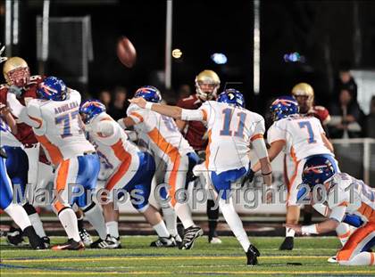 Thumbnail 1 in Oaks Christian vs. Westlake (CIF SS Northern Division Final) photogallery.