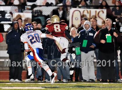 Thumbnail 2 in Oaks Christian vs. Westlake (CIF SS Northern Division Final) photogallery.