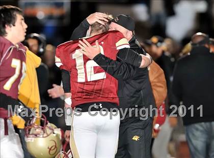 Thumbnail 1 in Oaks Christian vs. Westlake (CIF SS Northern Division Final) photogallery.