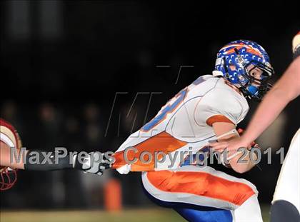 Thumbnail 3 in Oaks Christian vs. Westlake (CIF SS Northern Division Final) photogallery.