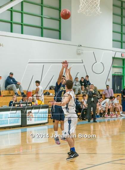Thumbnail 1 in Platt @ Wethersfield photogallery.