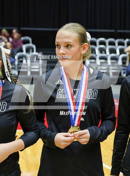 Thumbnail 3 in Iola vs. Crawford (UIL 2A Volleyball Division II Final Medal Ceremony) photogallery.