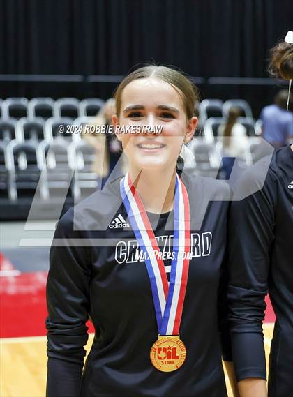 Thumbnail 3 in Iola vs. Crawford (UIL 2A Volleyball Division II Final Medal Ceremony) photogallery.