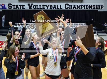 Thumbnail 3 in Iola vs. Crawford (UIL 2A Volleyball Division II Final Medal Ceremony) photogallery.