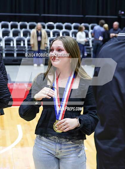 Thumbnail 2 in Iola vs. Crawford (UIL 2A Volleyball Division II Final Medal Ceremony) photogallery.