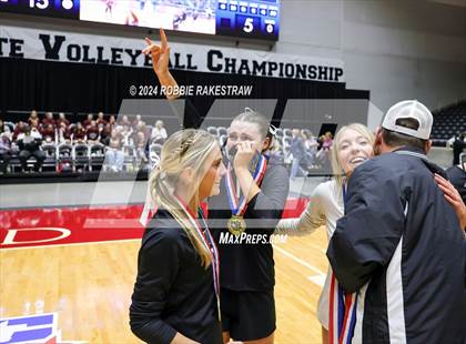 Thumbnail 1 in Iola vs. Crawford (UIL 2A Volleyball Division II Final Medal Ceremony) photogallery.