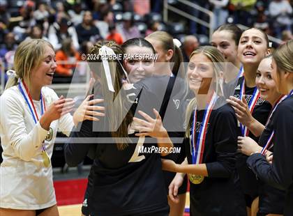 Thumbnail 1 in Iola vs. Crawford (UIL 2A Volleyball Division II Final Medal Ceremony) photogallery.