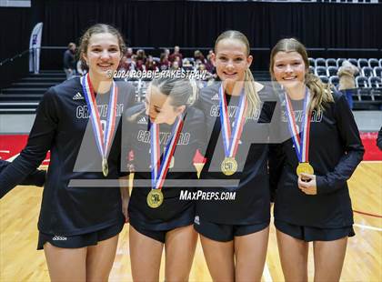 Thumbnail 1 in Iola vs. Crawford (UIL 2A Volleyball Division II Final Medal Ceremony) photogallery.