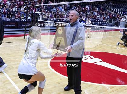 Thumbnail 1 in Iola vs. Crawford (UIL 2A Volleyball Division II Final Medal Ceremony) photogallery.
