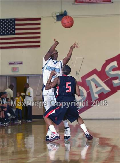 Thumbnail 1 in Centennial vs. Sylmar (Rose City Round Ball Classic) photogallery.