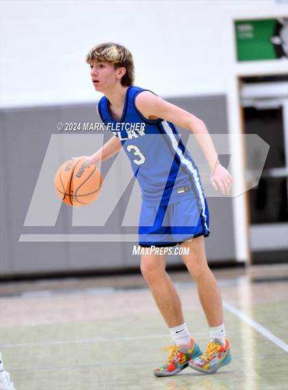 Thumbnail 3 in Flagler Palm Coast vs Clay (Flagler Palm Coast Bulldog Holiday Classic) photogallery.