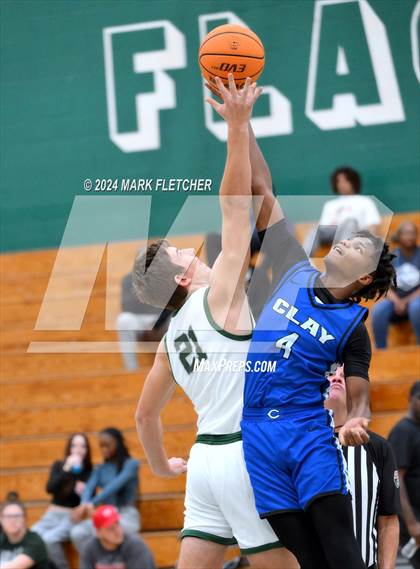 Thumbnail 1 in Flagler Palm Coast vs Clay (Flagler Palm Coast Bulldog Holiday Classic) photogallery.
