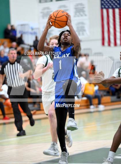 Thumbnail 3 in Flagler Palm Coast vs Clay (Flagler Palm Coast Bulldog Holiday Classic) photogallery.