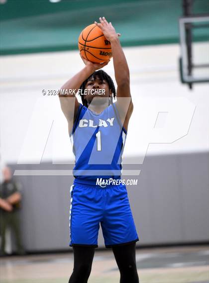Thumbnail 3 in Flagler Palm Coast vs Clay (Flagler Palm Coast Bulldog Holiday Classic) photogallery.