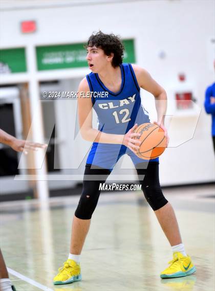 Thumbnail 2 in Flagler Palm Coast vs Clay (Flagler Palm Coast Bulldog Holiday Classic) photogallery.
