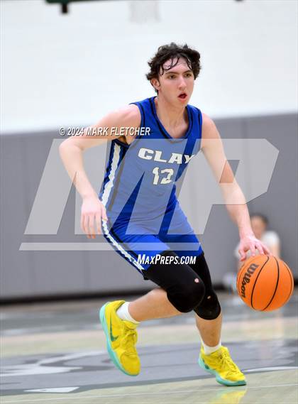 Thumbnail 3 in Flagler Palm Coast vs Clay (Flagler Palm Coast Bulldog Holiday Classic) photogallery.