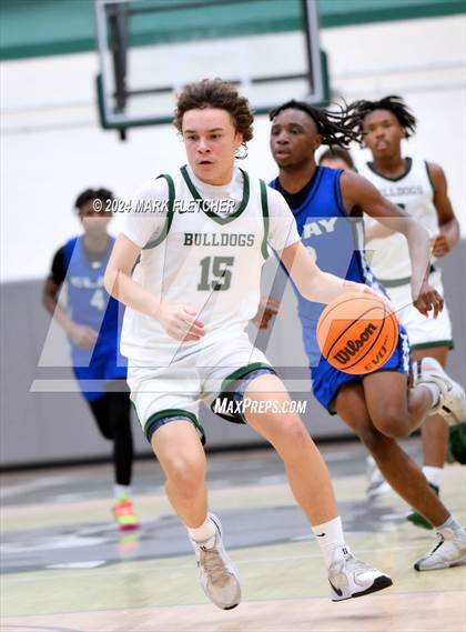 Thumbnail 2 in Flagler Palm Coast vs Clay (Flagler Palm Coast Bulldog Holiday Classic) photogallery.