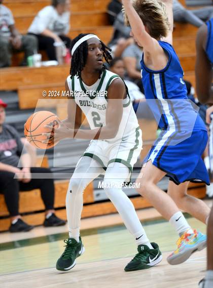 Thumbnail 1 in Flagler Palm Coast vs Clay (Flagler Palm Coast Bulldog Holiday Classic) photogallery.