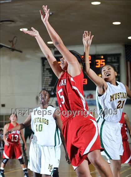 Thumbnail 2 in Mira Costa vs. Great Oak photogallery.