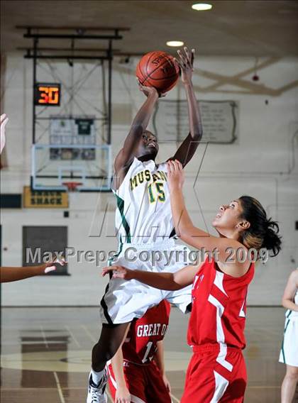 Thumbnail 2 in Mira Costa vs. Great Oak photogallery.