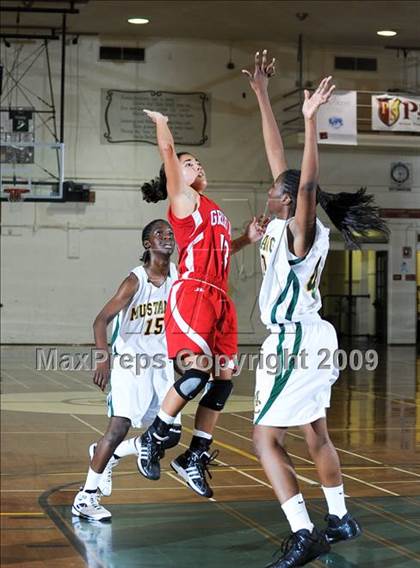 Thumbnail 2 in Mira Costa vs. Great Oak photogallery.