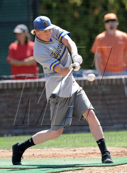 Thumbnail 2 in Hard 9 National Classic Home Run Derby photogallery.