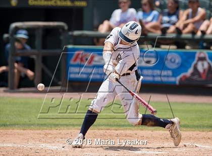 Thumbnail 3 in Dallas Jesuit vs. San Antonio Johnson (UIL 6A Final) photogallery.
