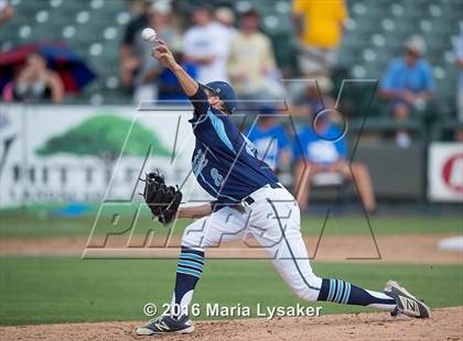 Thumbnail 1 in Dallas Jesuit vs. San Antonio Johnson (UIL 6A Final) photogallery.