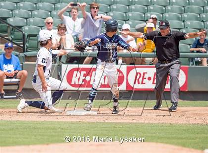 Thumbnail 1 in Dallas Jesuit vs. San Antonio Johnson (UIL 6A Final) photogallery.