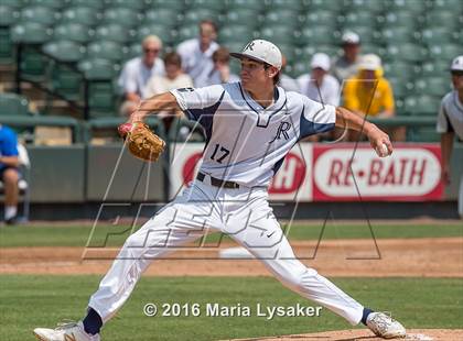 Thumbnail 2 in Dallas Jesuit vs. San Antonio Johnson (UIL 6A Final) photogallery.