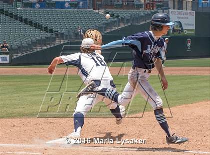 Thumbnail 3 in Dallas Jesuit vs. San Antonio Johnson (UIL 6A Final) photogallery.