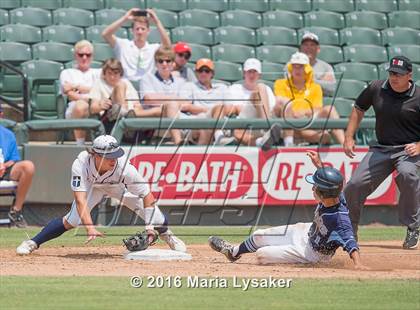 Thumbnail 2 in Dallas Jesuit vs. San Antonio Johnson (UIL 6A Final) photogallery.