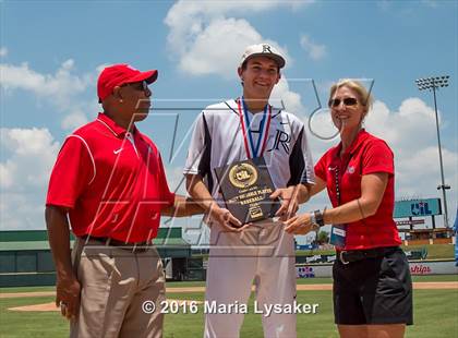 Thumbnail 1 in Dallas Jesuit vs. San Antonio Johnson (UIL 6A Final) photogallery.