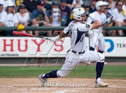 Thumbnail 2 in Dallas Jesuit vs. San Antonio Johnson (UIL 6A Final) photogallery.