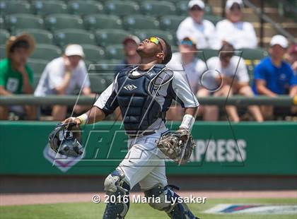 Thumbnail 3 in Dallas Jesuit vs. San Antonio Johnson (UIL 6A Final) photogallery.
