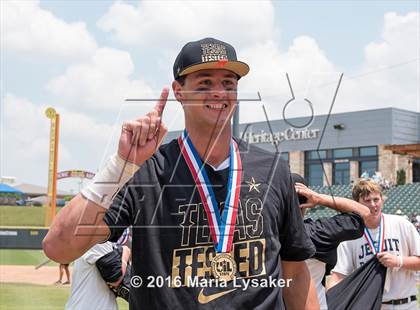 Thumbnail 1 in Dallas Jesuit vs. San Antonio Johnson (UIL 6A Final) photogallery.
