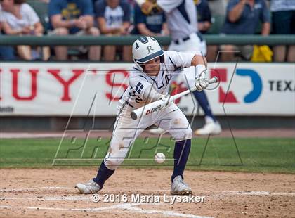 Thumbnail 2 in Dallas Jesuit vs. San Antonio Johnson (UIL 6A Final) photogallery.