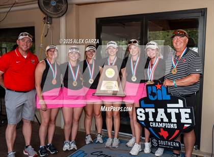 Thumbnail 2 in UIL 1A Golf Girls Finals (Awards) photogallery.
