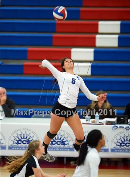 Thumbnail 3 in Castilleja vs. Woodside Priory (CIF CCS D5 Final) photogallery.