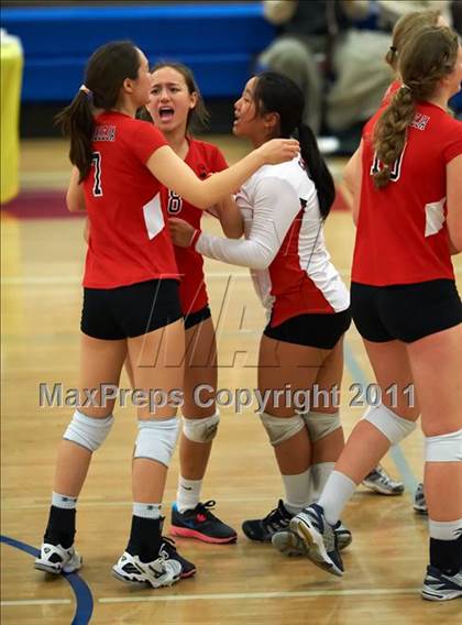 Thumbnail 1 in Castilleja vs. Woodside Priory (CIF CCS D5 Final) photogallery.