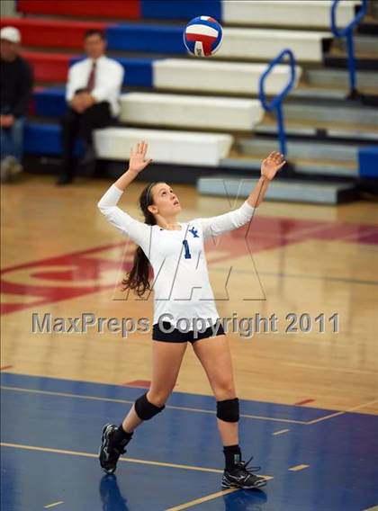 Thumbnail 1 in Castilleja vs. Woodside Priory (CIF CCS D5 Final) photogallery.