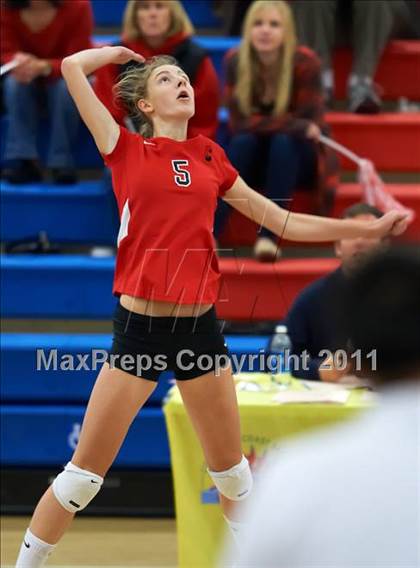 Thumbnail 3 in Castilleja vs. Woodside Priory (CIF CCS D5 Final) photogallery.