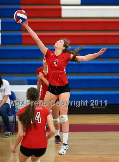 Thumbnail 3 in Castilleja vs. Woodside Priory (CIF CCS D5 Final) photogallery.