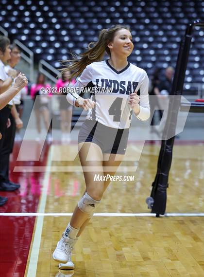 Thumbnail 2 in Leon vs. Lindsay (UIL 2A Semifinal) photogallery.
