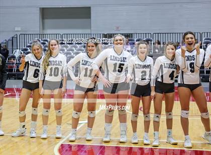 Thumbnail 1 in Leon vs. Lindsay (UIL 2A Semifinal) photogallery.